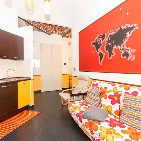Colourful & Cozy Apartment Cenisia Turin Extérieur photo
