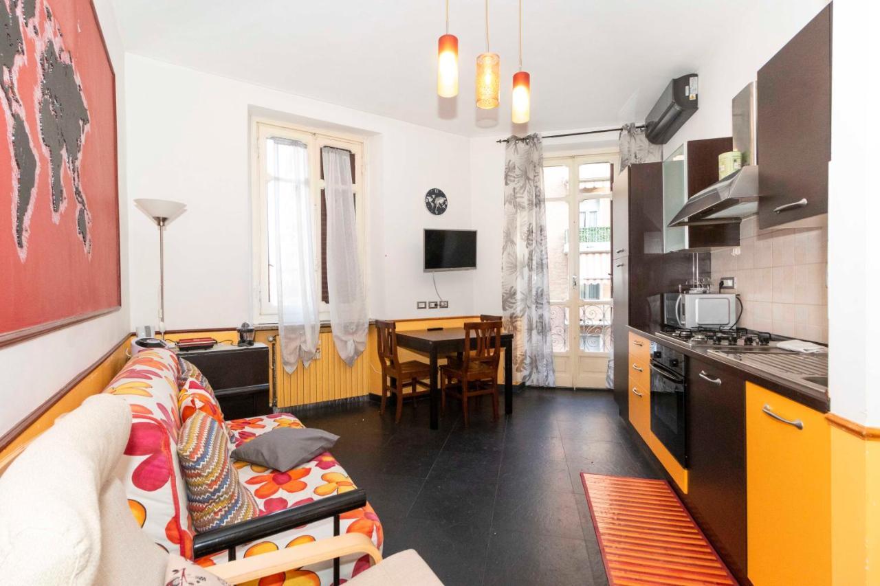 Colourful & Cozy Apartment Cenisia Turin Extérieur photo