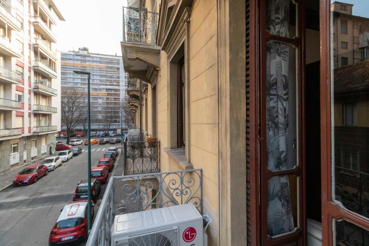 Colourful & Cozy Apartment Cenisia Turin Extérieur photo