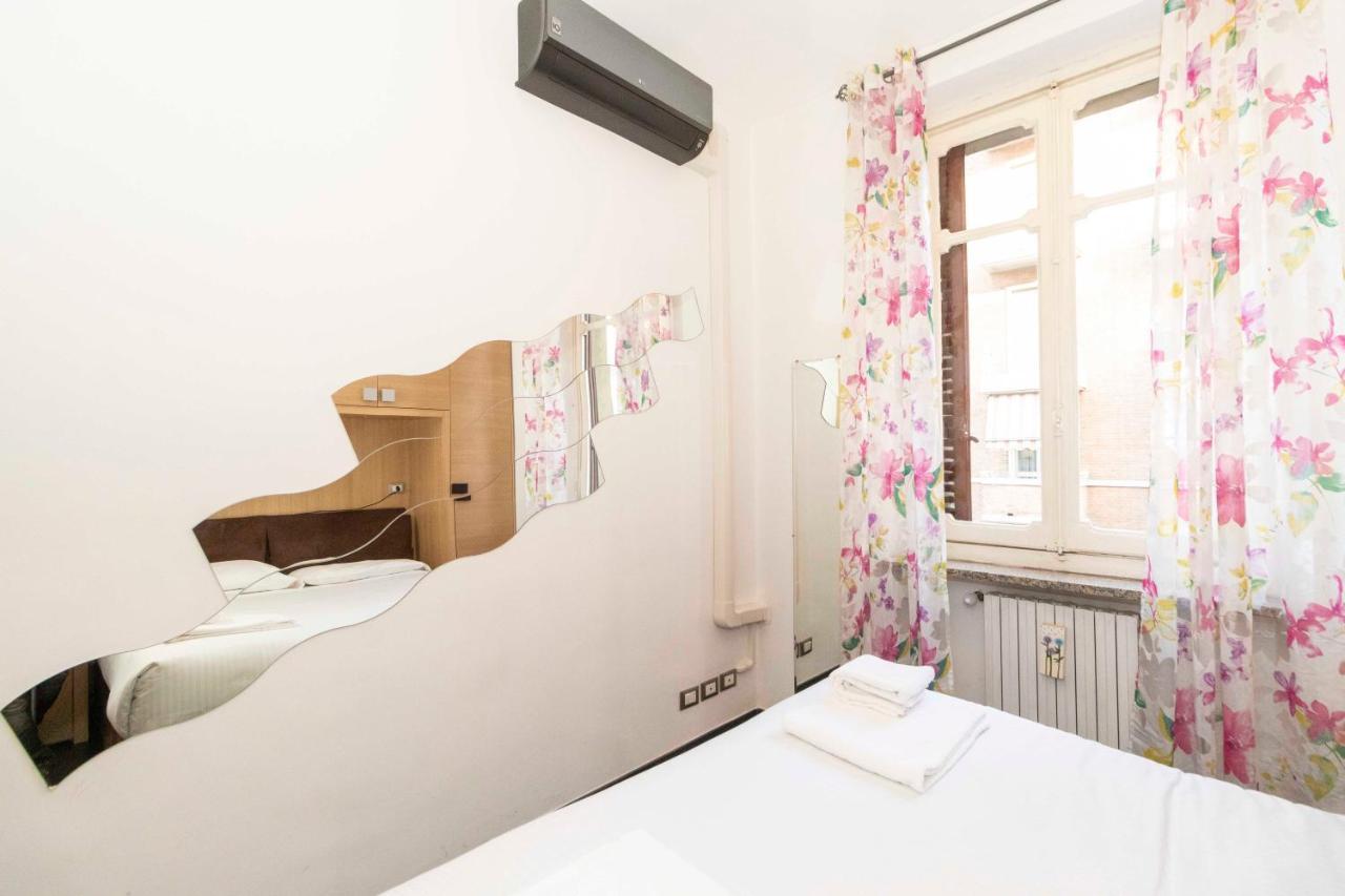Colourful & Cozy Apartment Cenisia Turin Extérieur photo