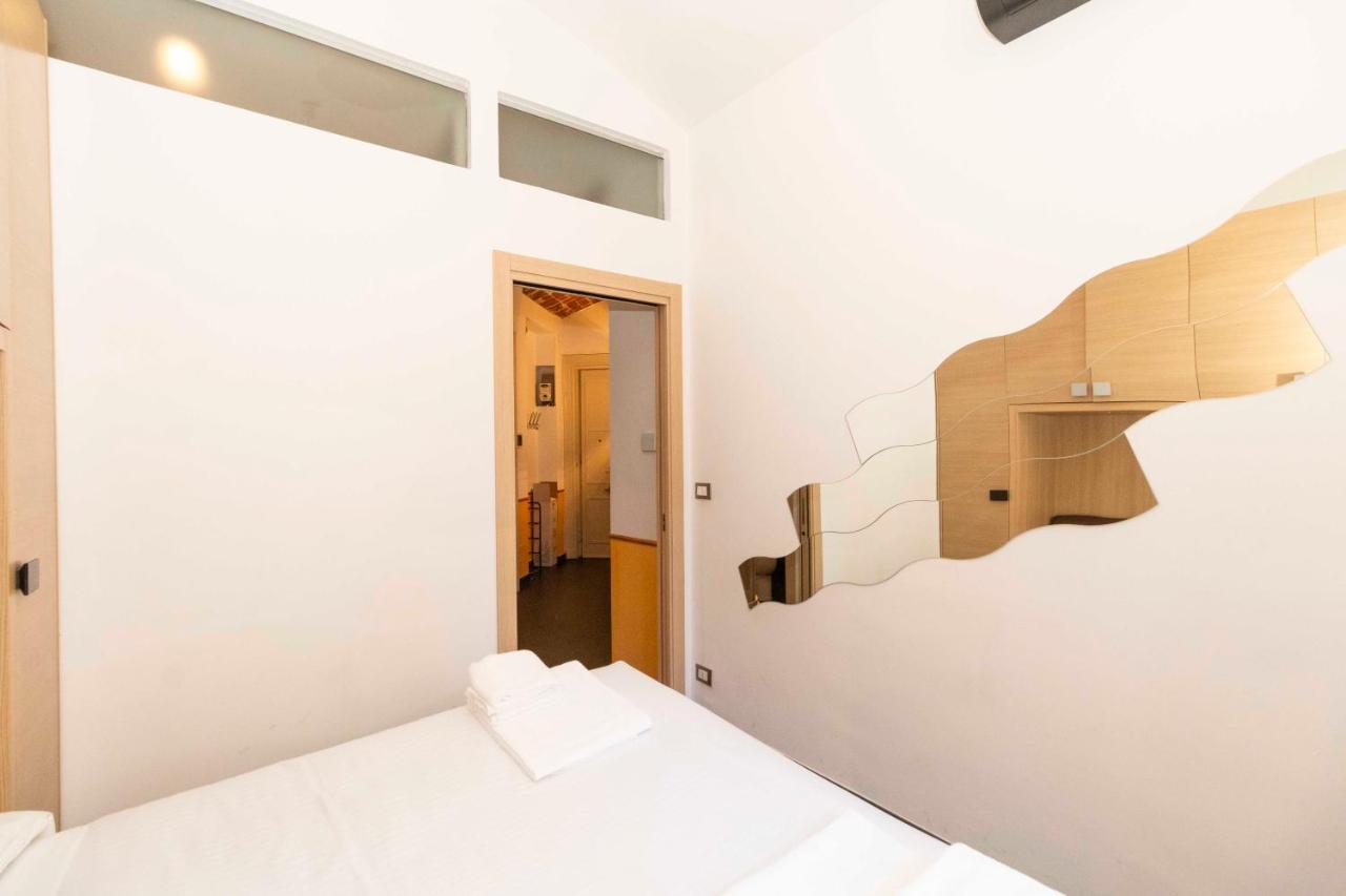 Colourful & Cozy Apartment Cenisia Turin Extérieur photo